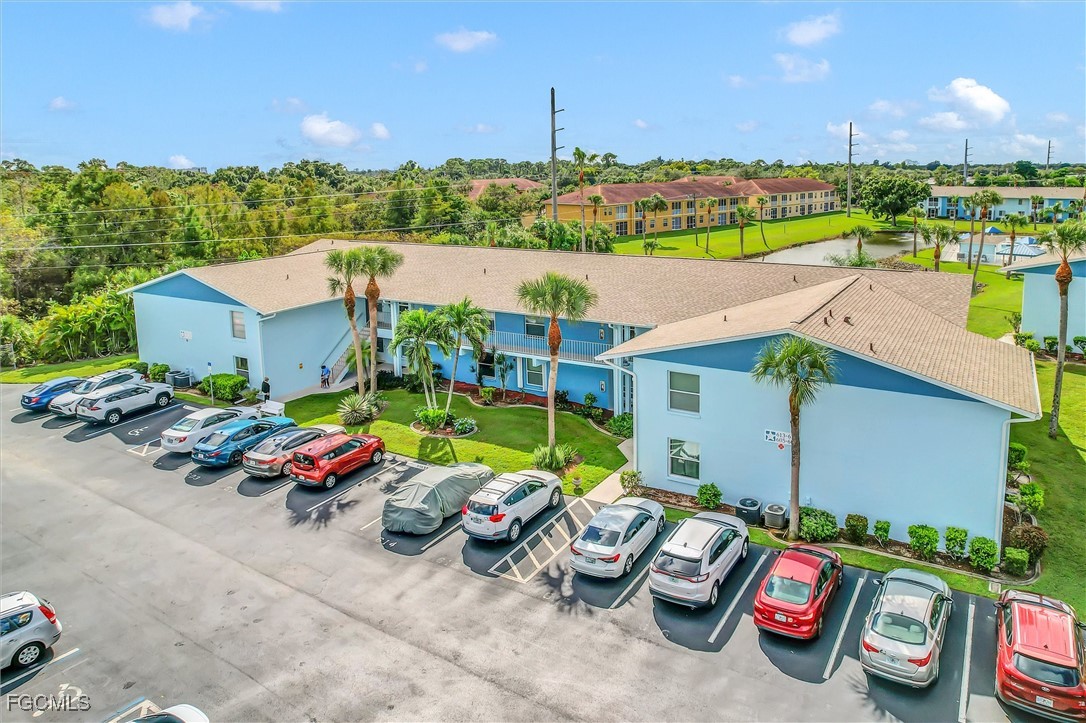 1100 Pondella RD 611