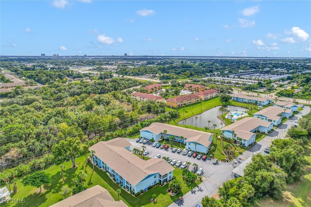 1100 Pondella RD 611