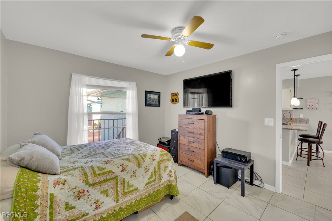 1100 Pondella RD 611