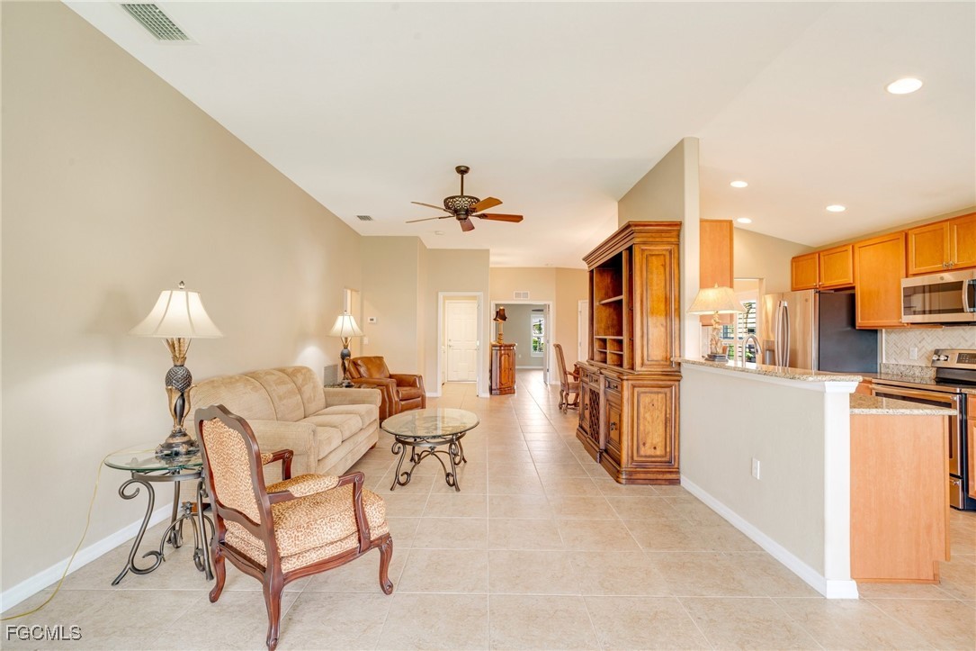 2492 Hopefield CT