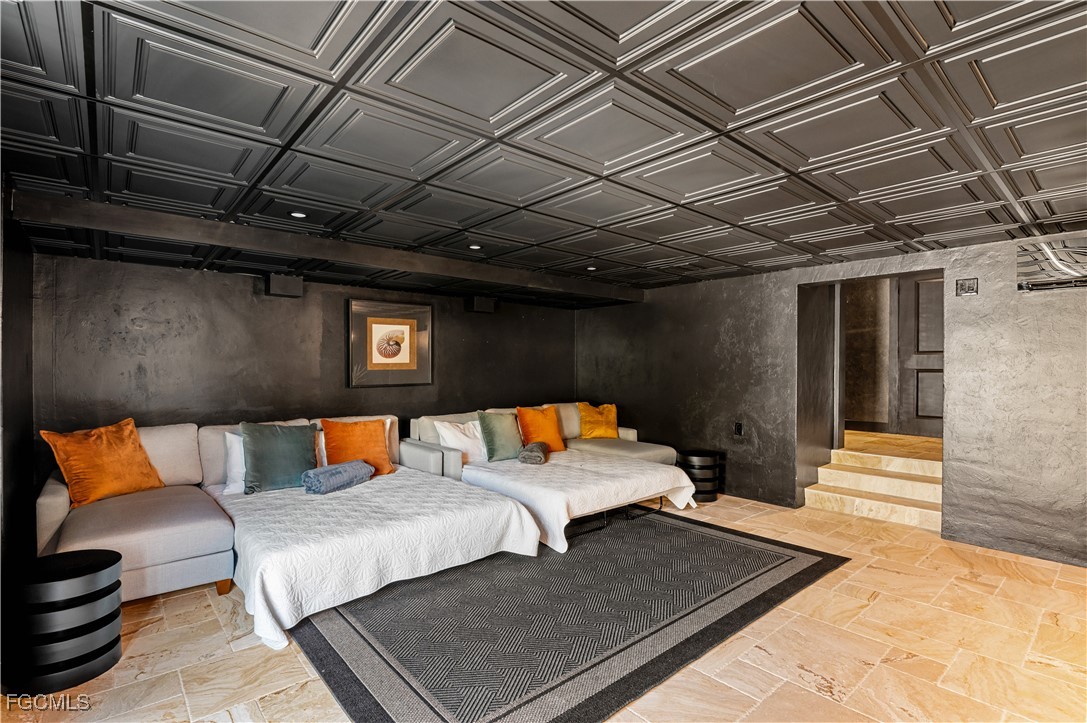 18291 Deep Passage LN