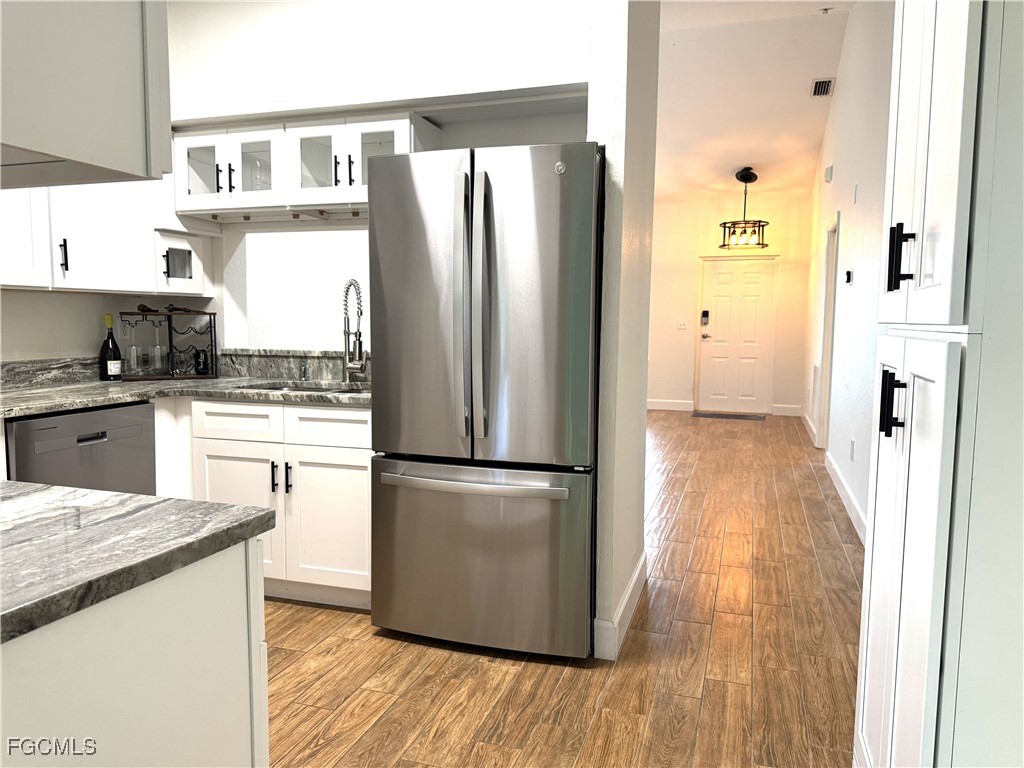 8423 Bernwood Cove LOOP 410