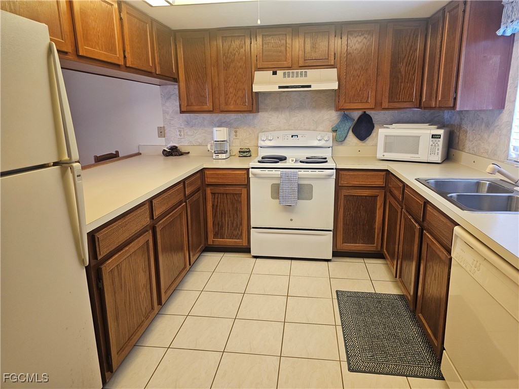 4521 Bay Beach LN 222