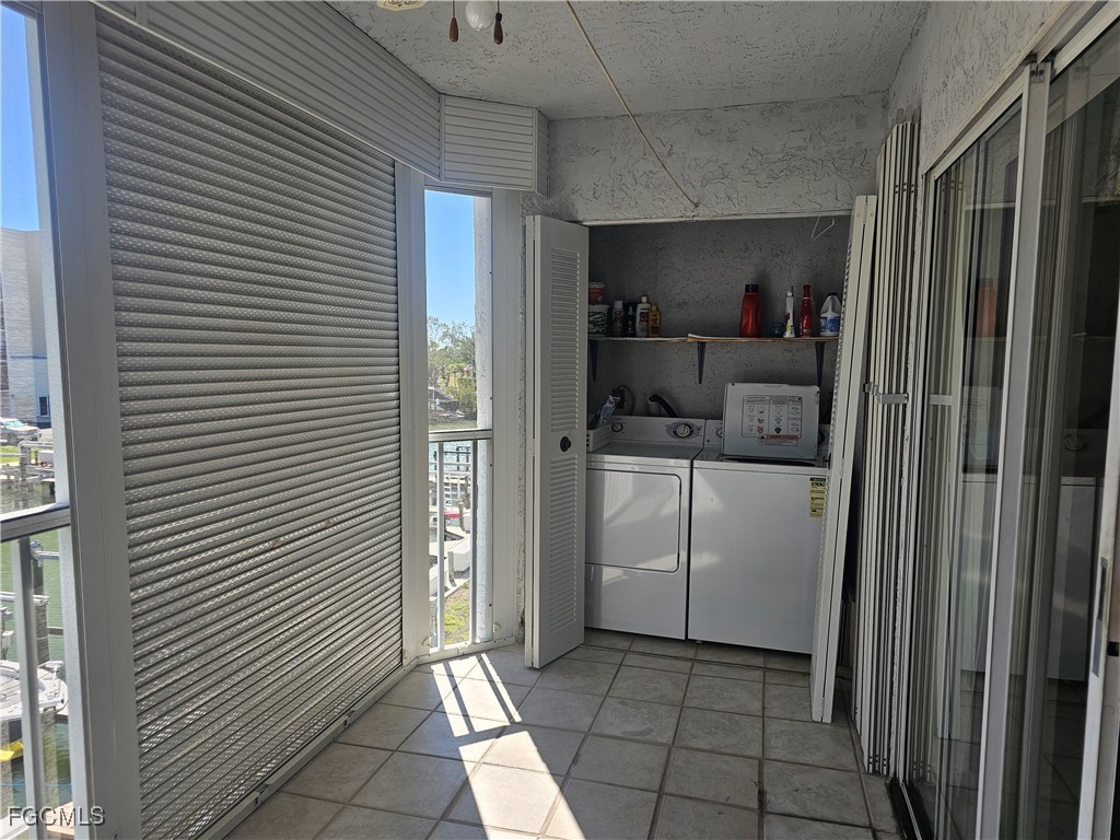 4521 Bay Beach LN 222