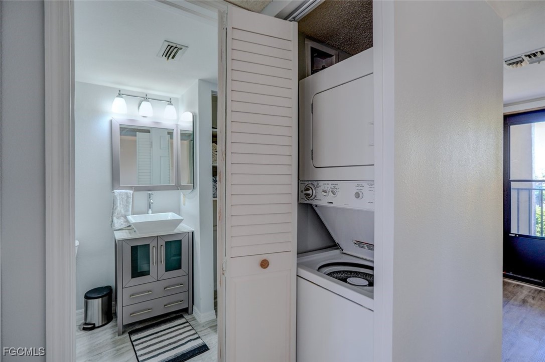 21440 Bay Village DR 122