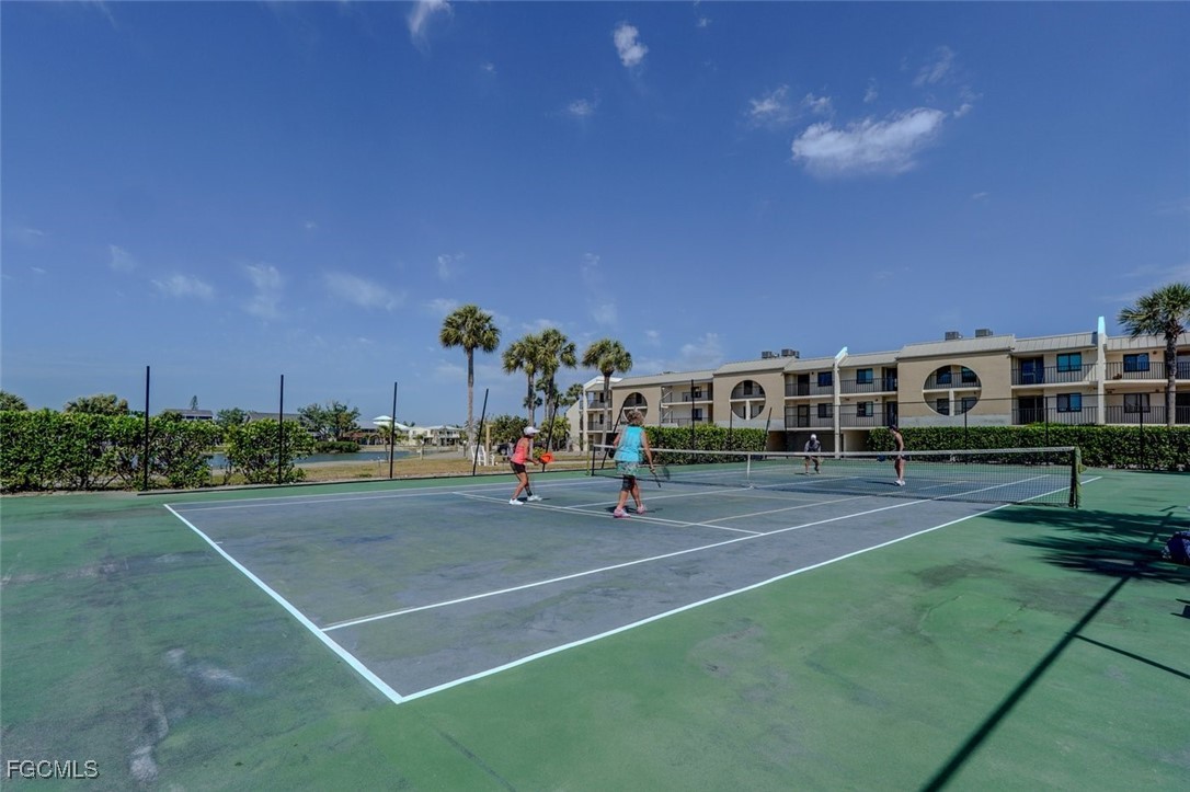 21440 Bay Village DR 122