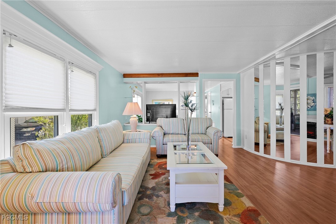 3159 Indian Village LN