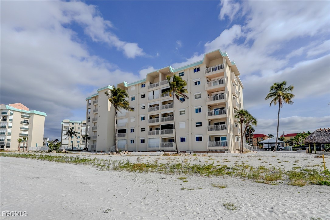 7400 Estero BLVD 505