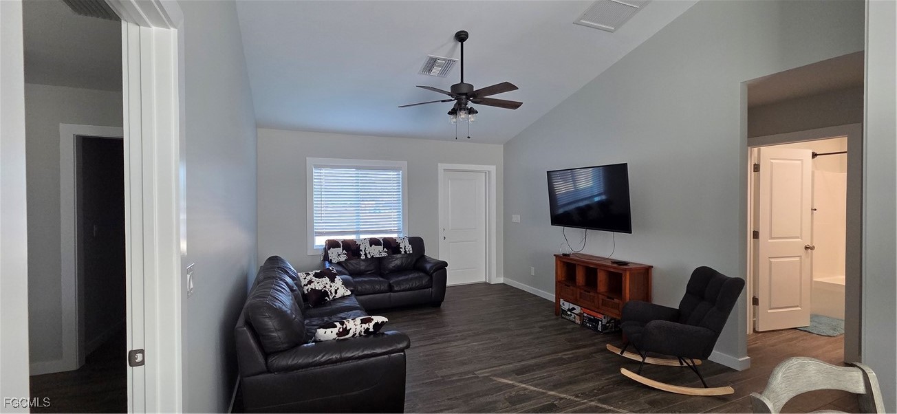 5367 Grovewood CIR