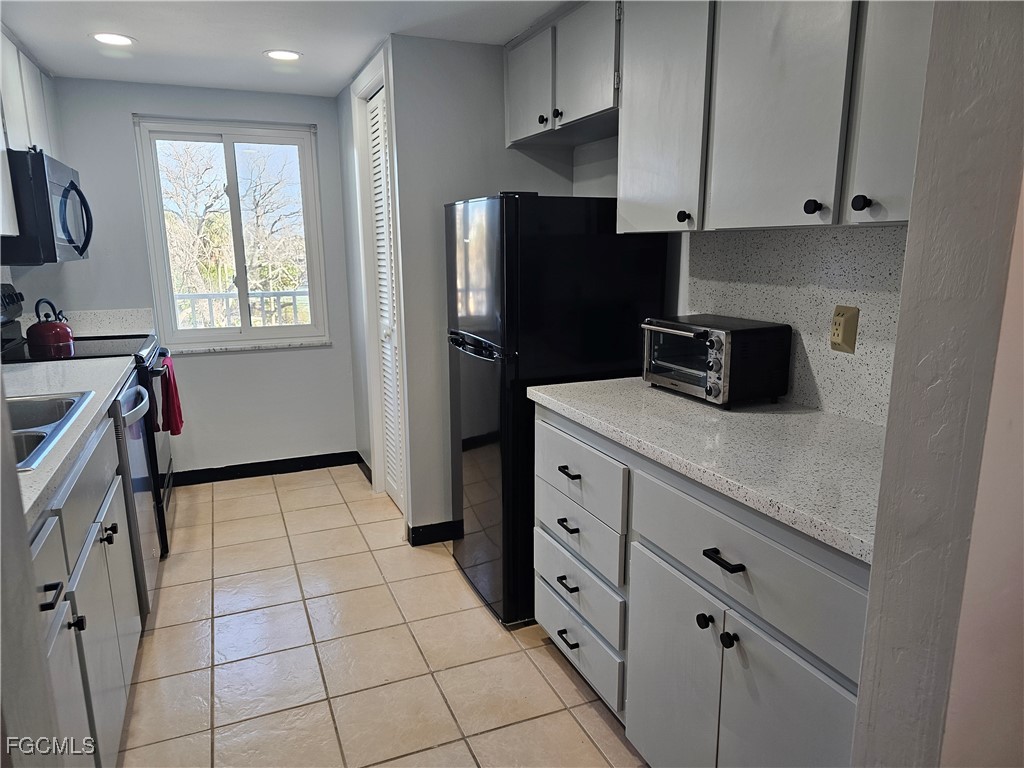 7400 Estero BLVD 214