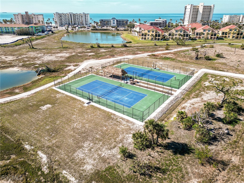 4411 Bay Beach LN 734