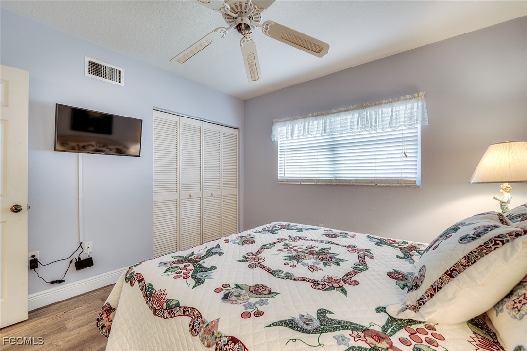 4411 Bay Beach LN 734