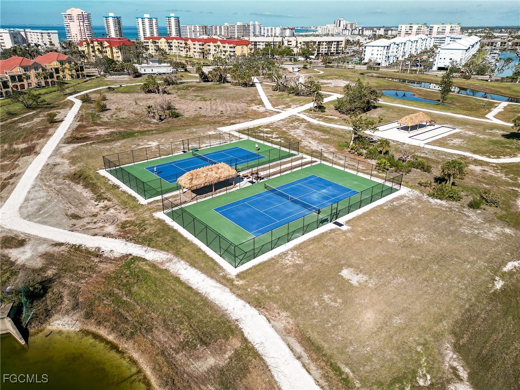 4411 Bay Beach LN 734