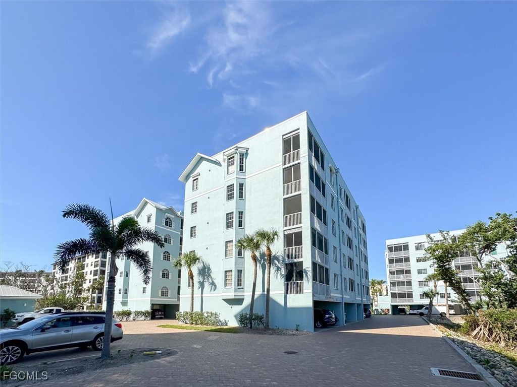 22724 Island Pines WAY 403