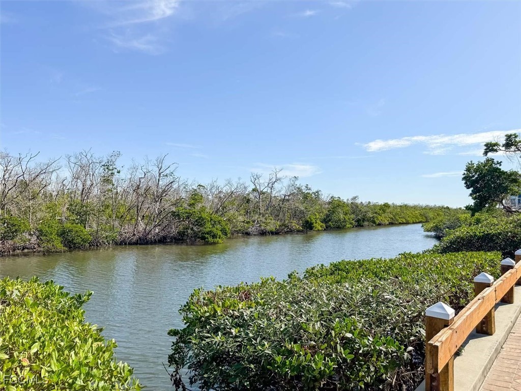 22724 Island Pines WAY 403