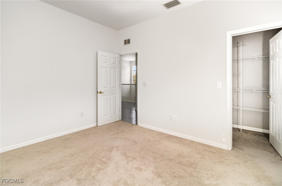 12858 Ivory Stone LOOP