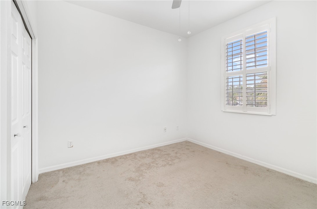 12858 Ivory Stone LOOP