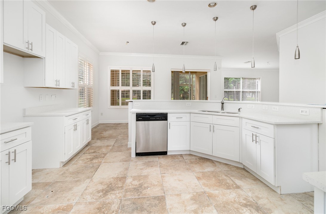 12858 Ivory Stone LOOP