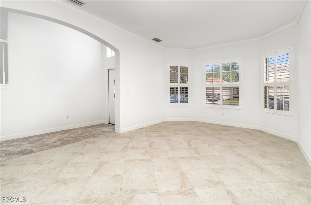 12858 Ivory Stone LOOP