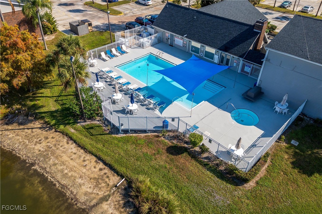 1400 Gandy BLVD N 1507