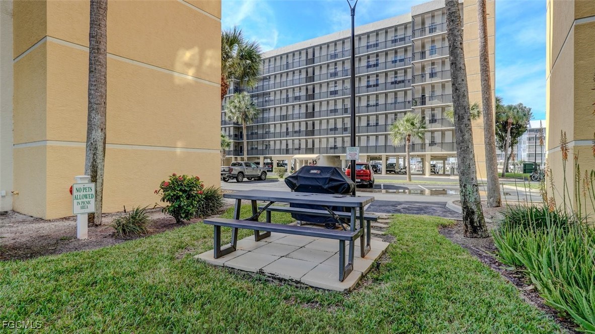 4431 Bay Beach LN 543