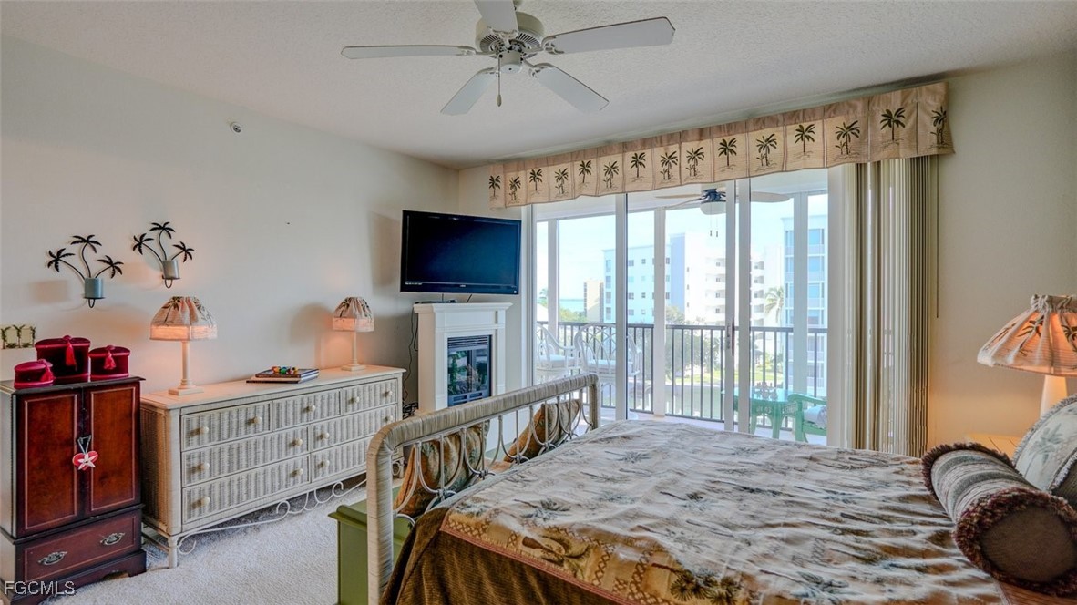 4431 Bay Beach LN 543