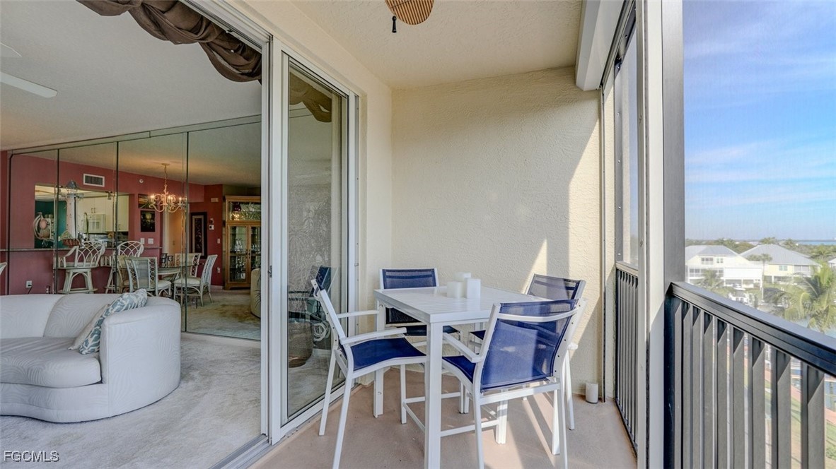 4431 Bay Beach LN 543