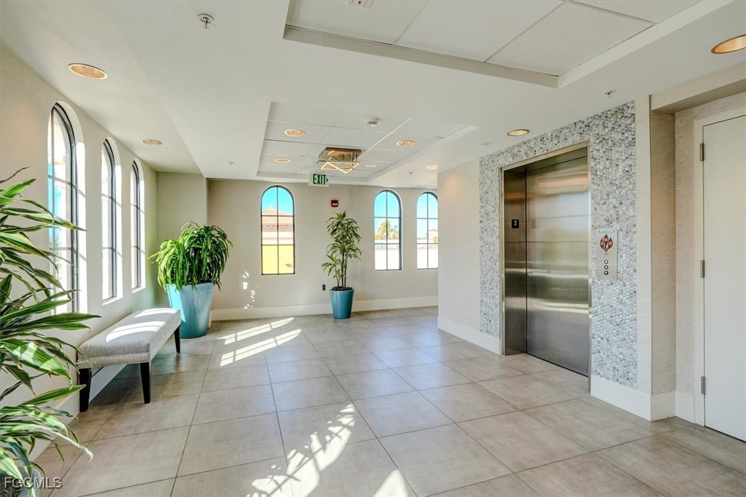 23190 Fashion DR P211 & P212