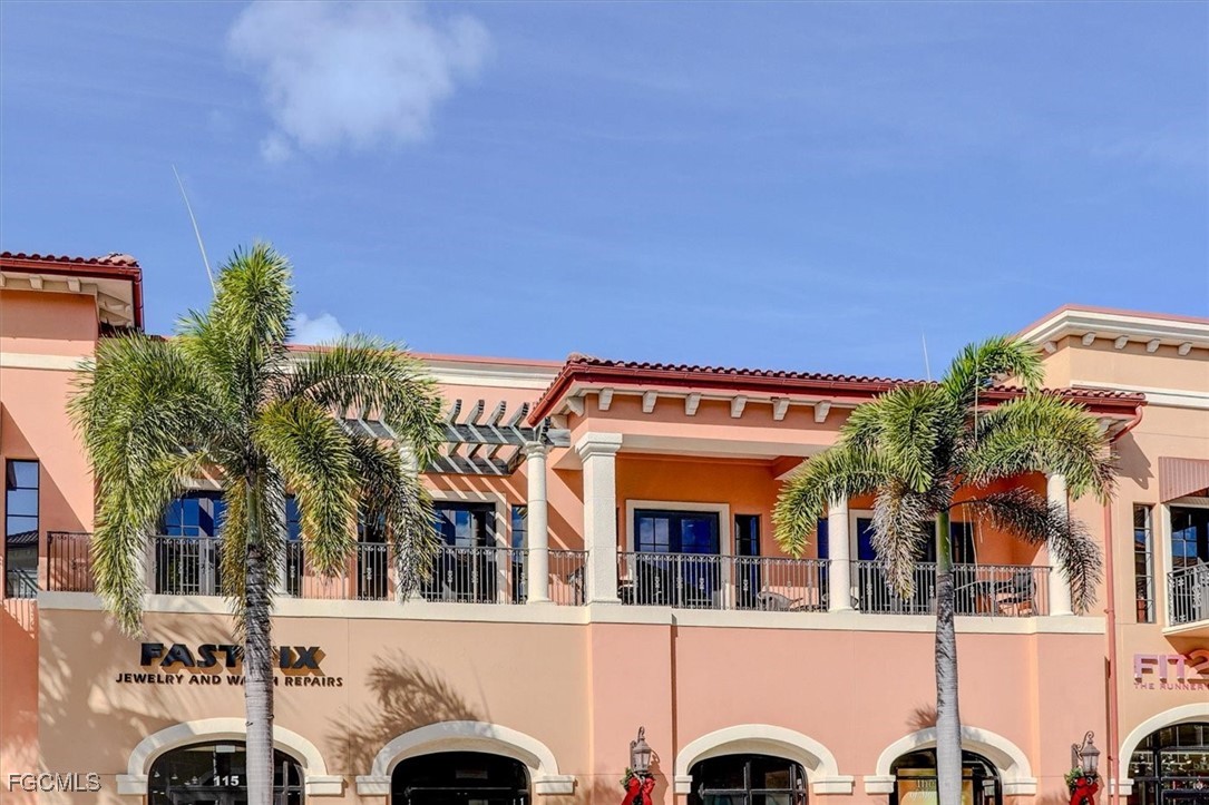 23190 Fashion DR P211 & P212