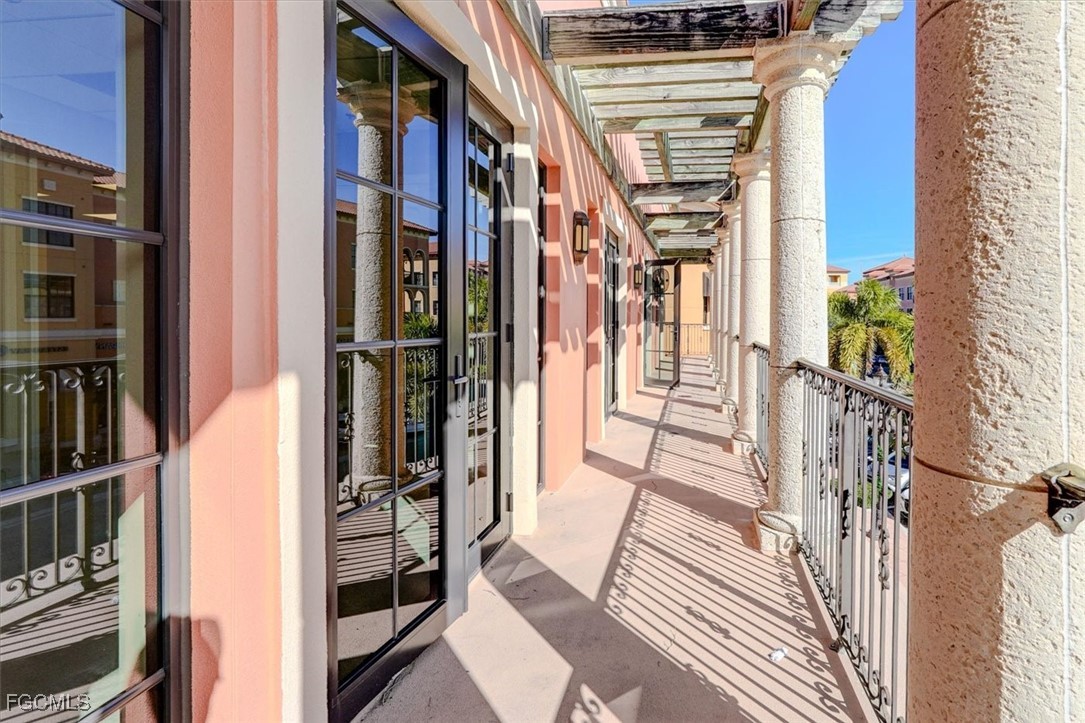 23190 Fashion DR P211 & P212