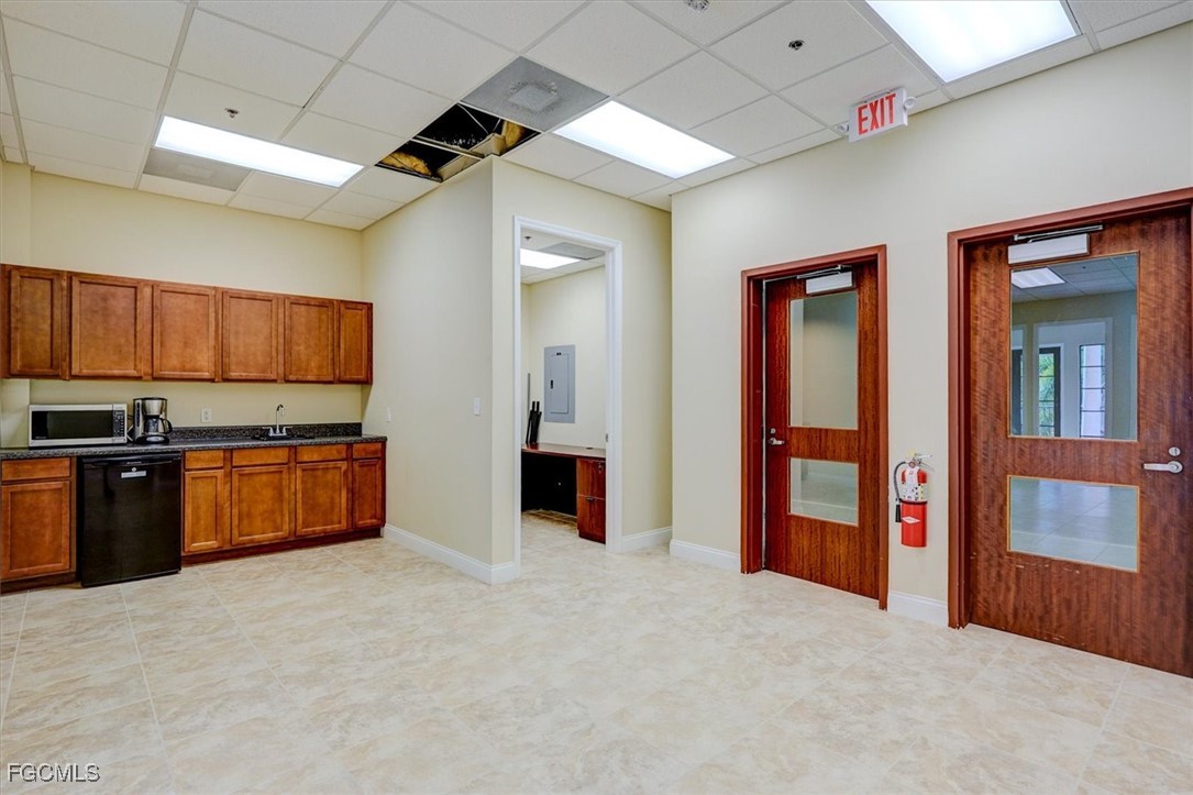 23190 Fashion DR P211 & P212