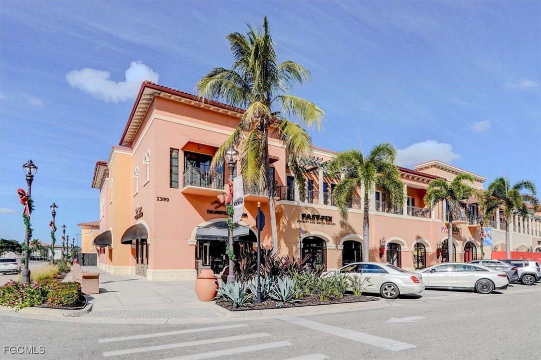 23190 Fashion DR P211 & P212