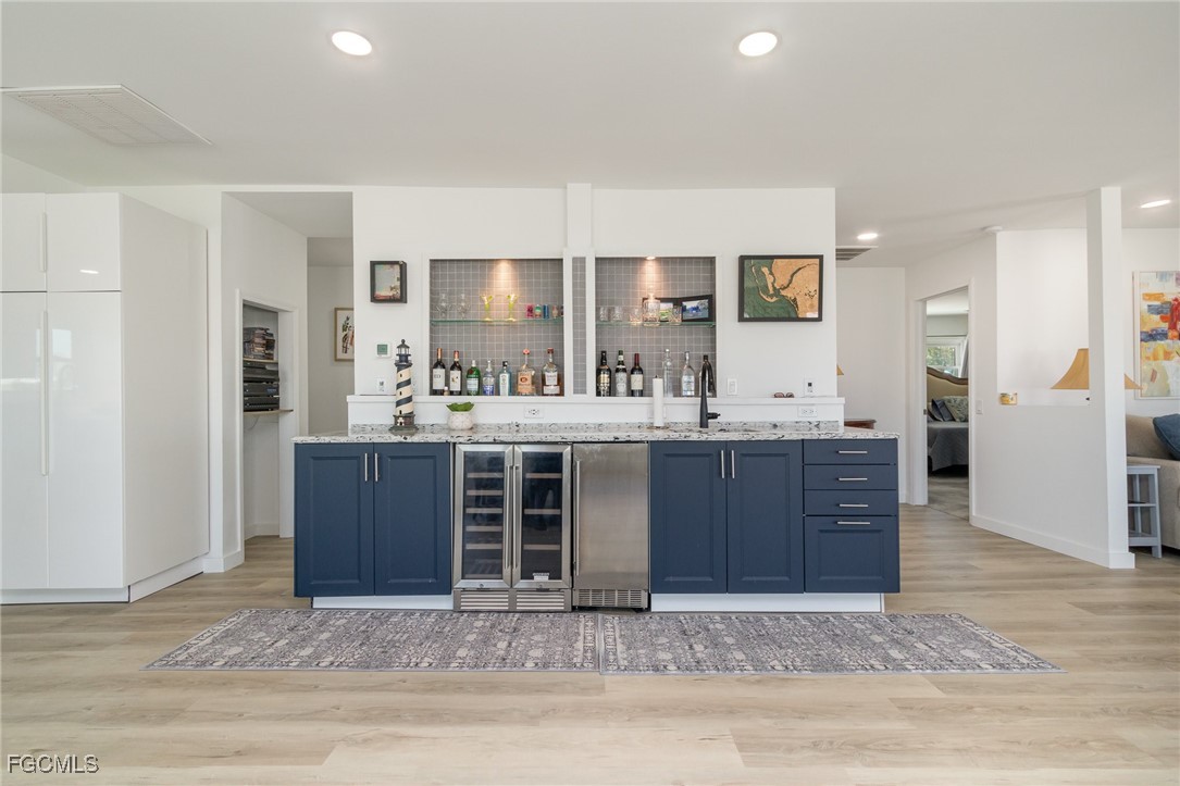 240 Driftwood LN