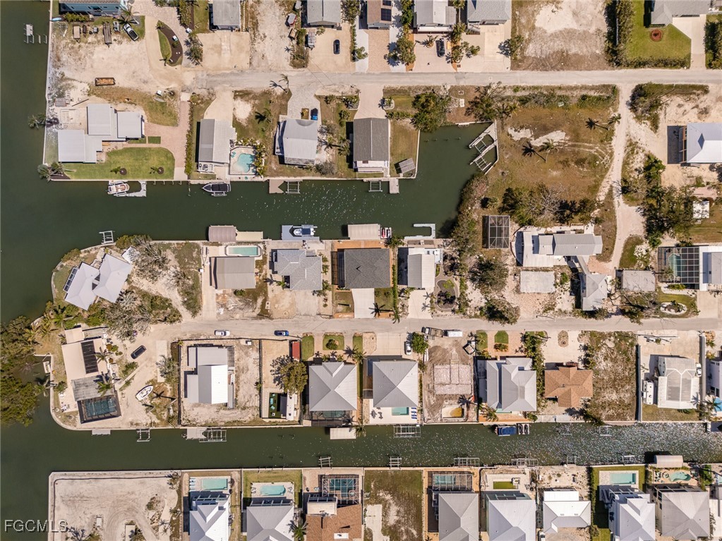 240 Driftwood LN