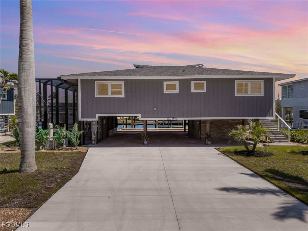 240 Driftwood LN