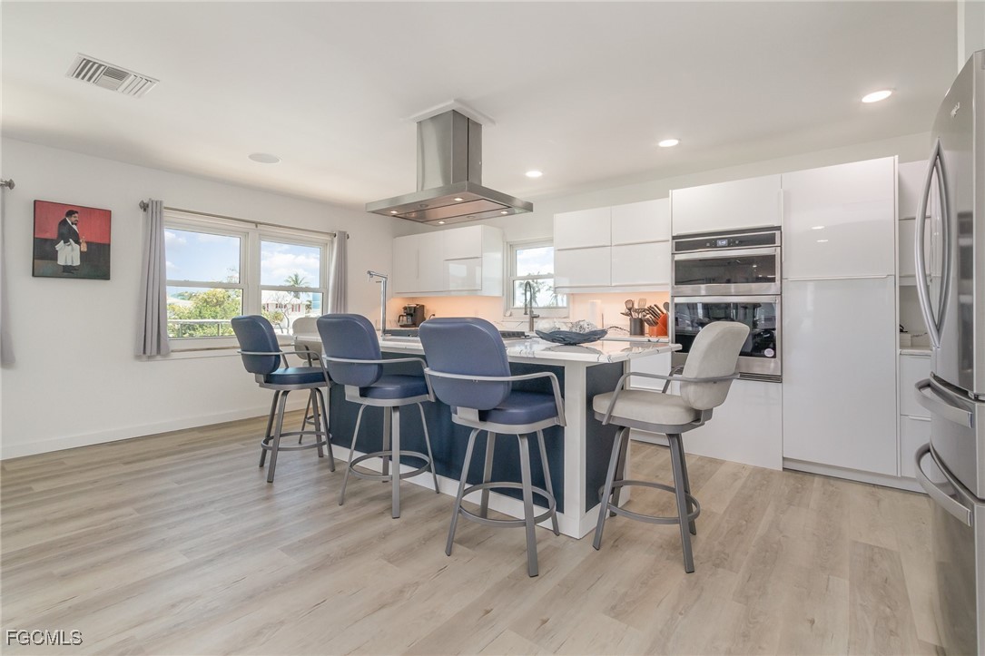 240 Driftwood LN