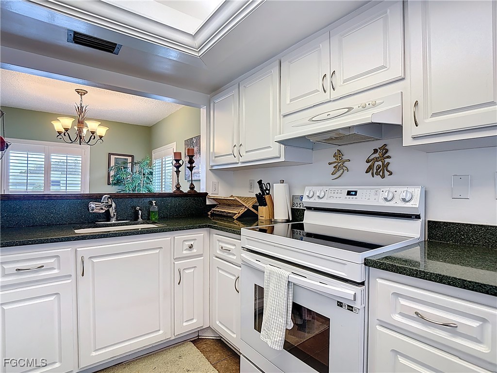 7077 Quail Run CT E 16