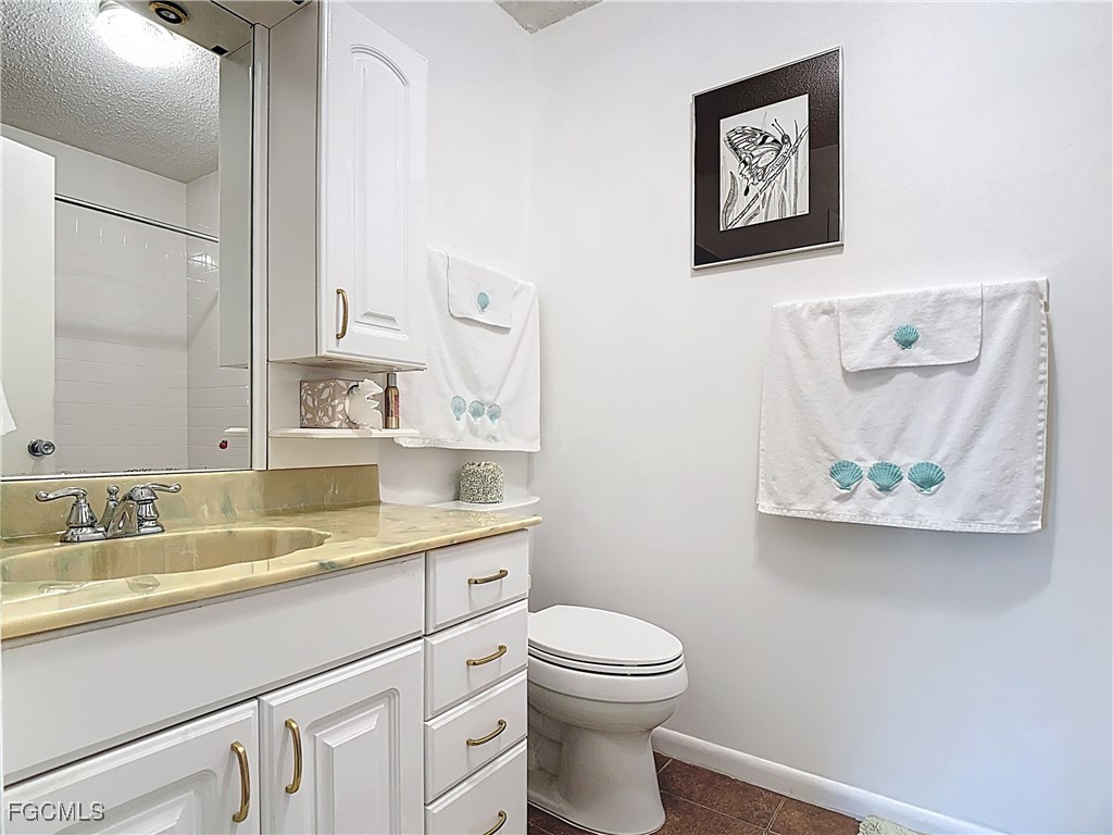 7077 Quail Run CT E 16