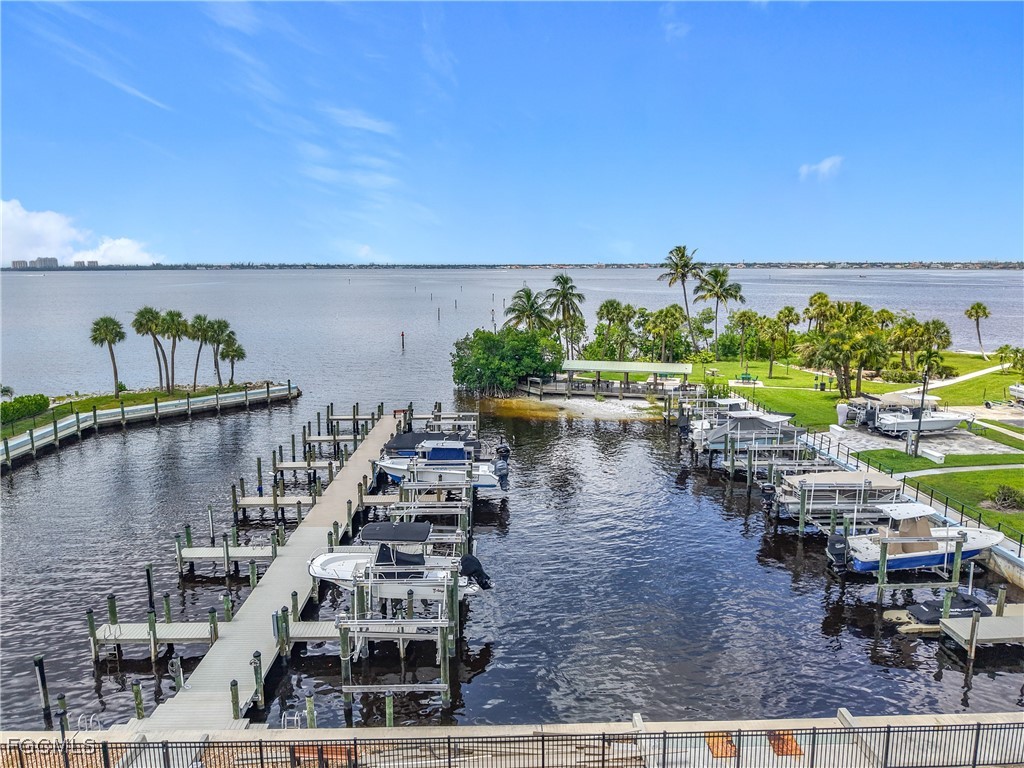 7077 Quail Run CT E 16