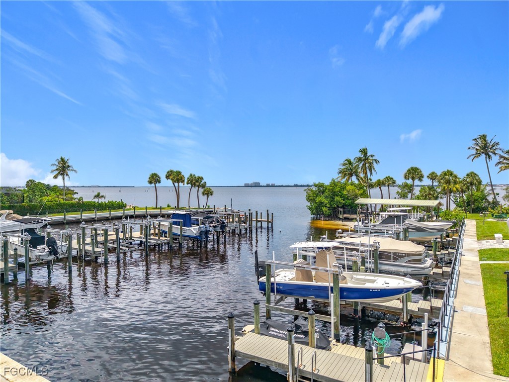 7077 Quail Run CT E 16