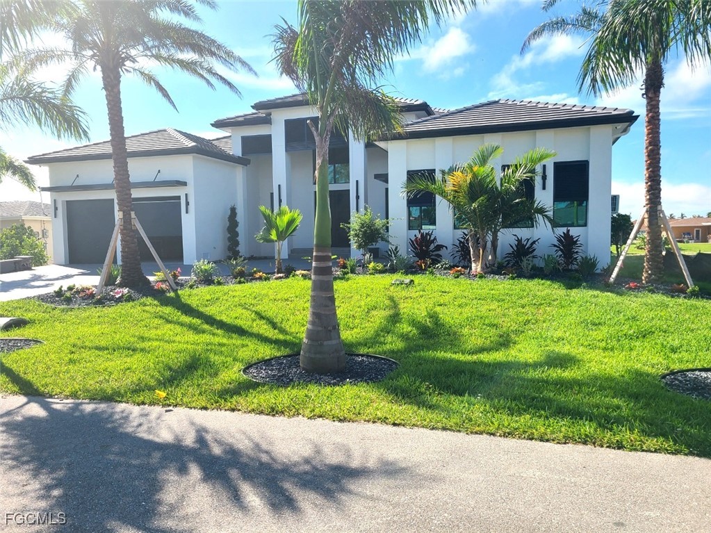 127 SW 52nd TER