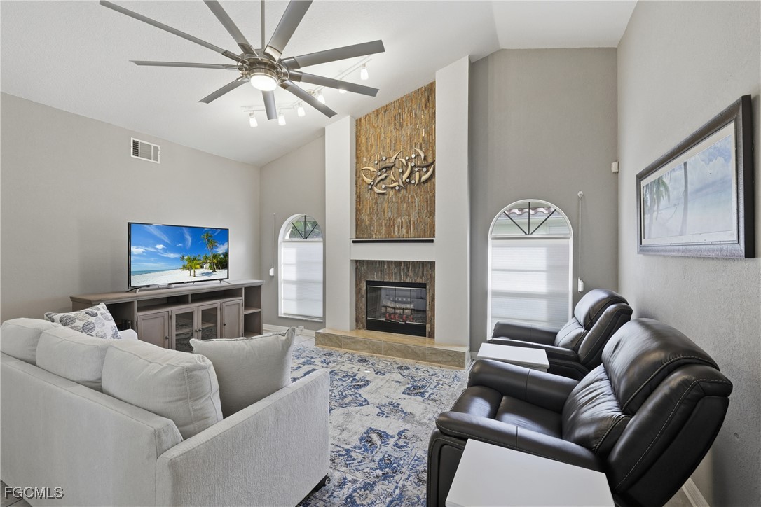 9718 Caloosa Yacht And Racquet Club DR