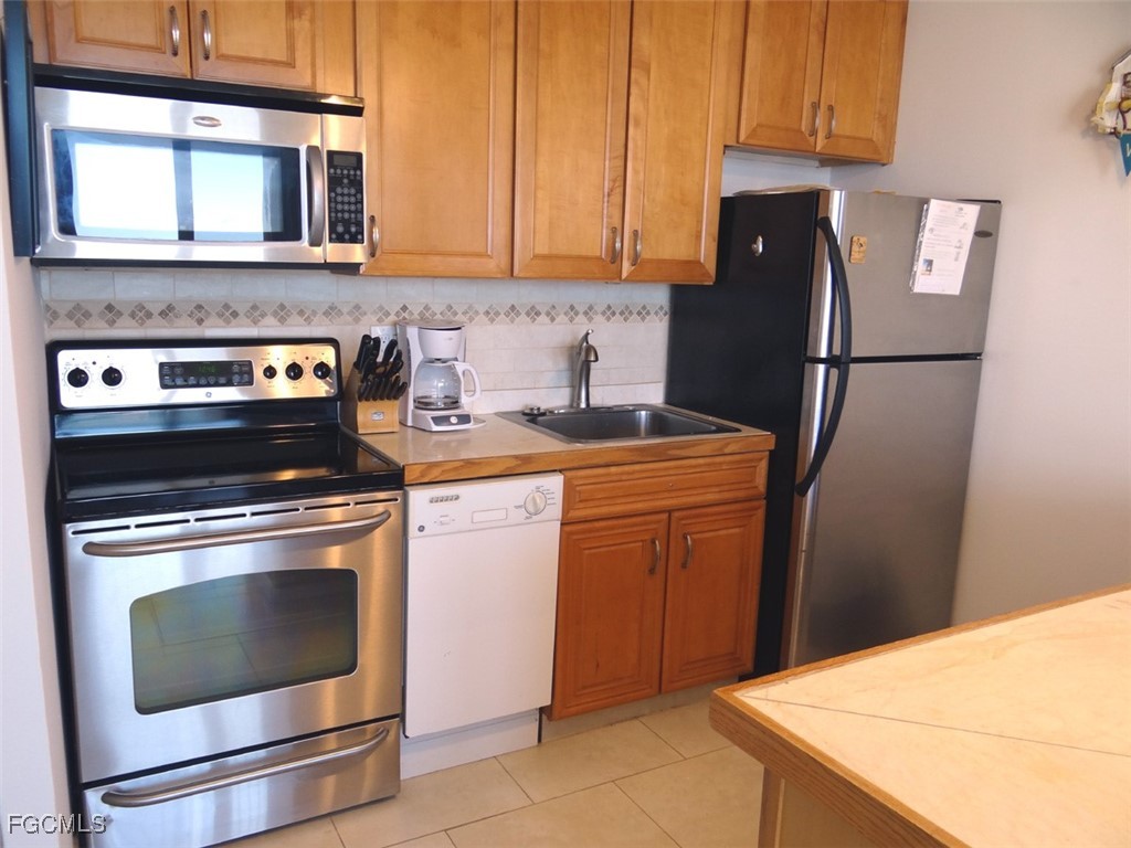 7330 Estero BLVD 605