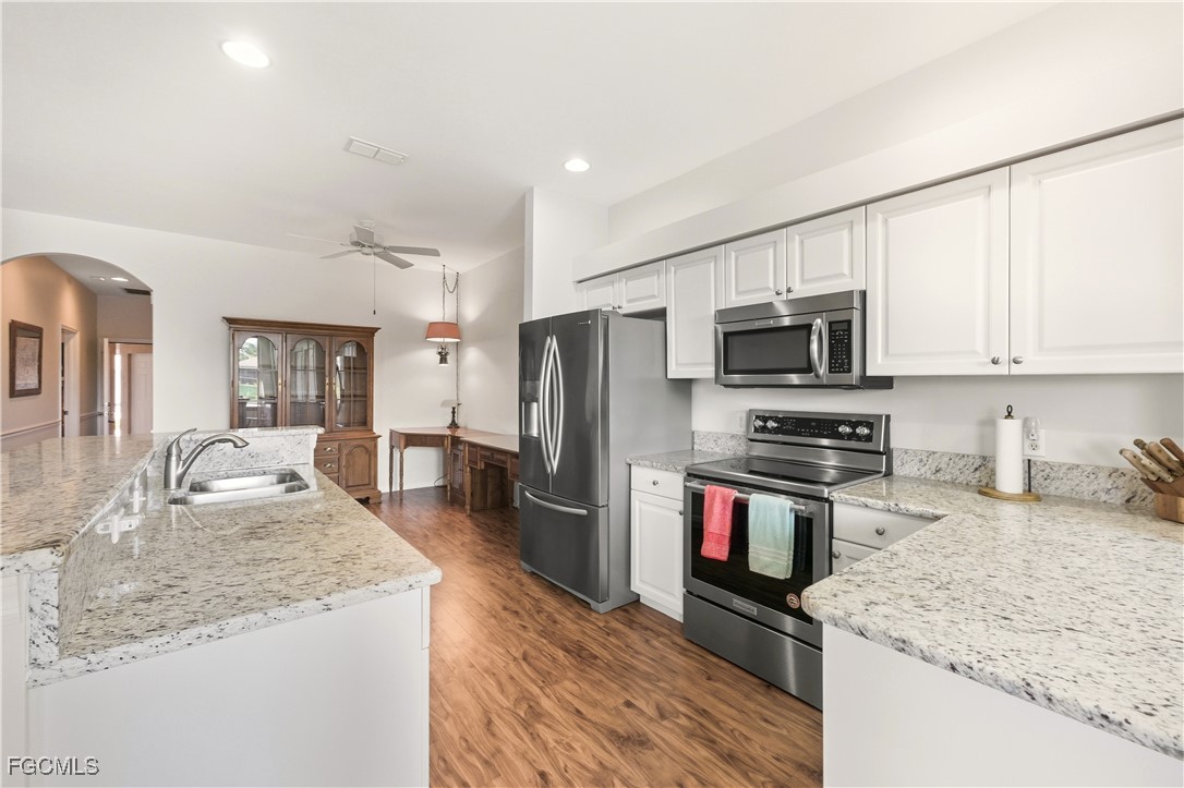 14192 Hilton Head DR