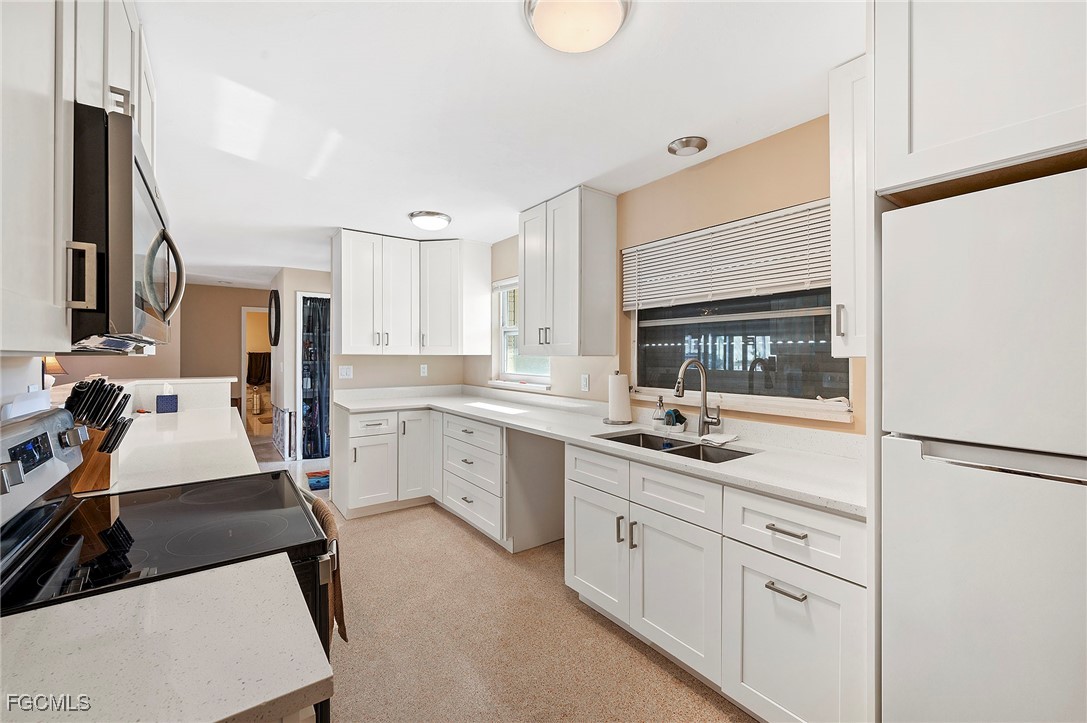 49 Fairview BLVD