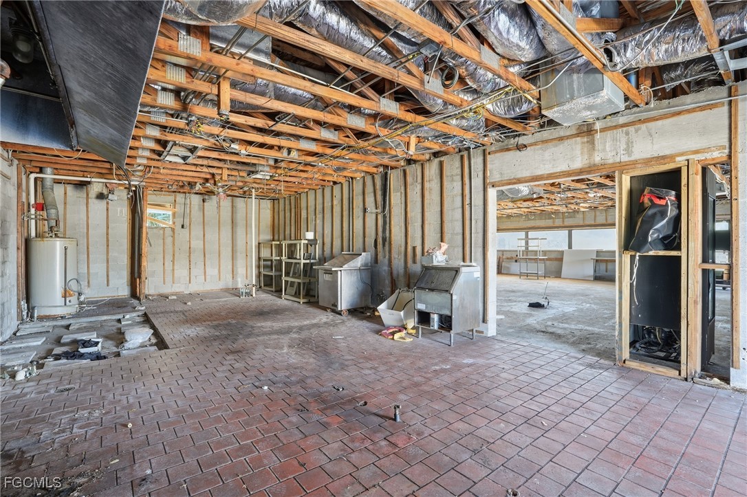 16541 San Carlos BLVD