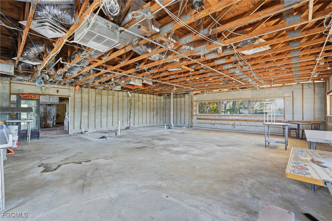 16541 San Carlos BLVD