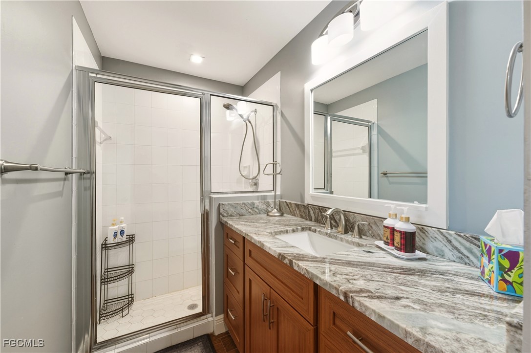 230 Newport DR 602