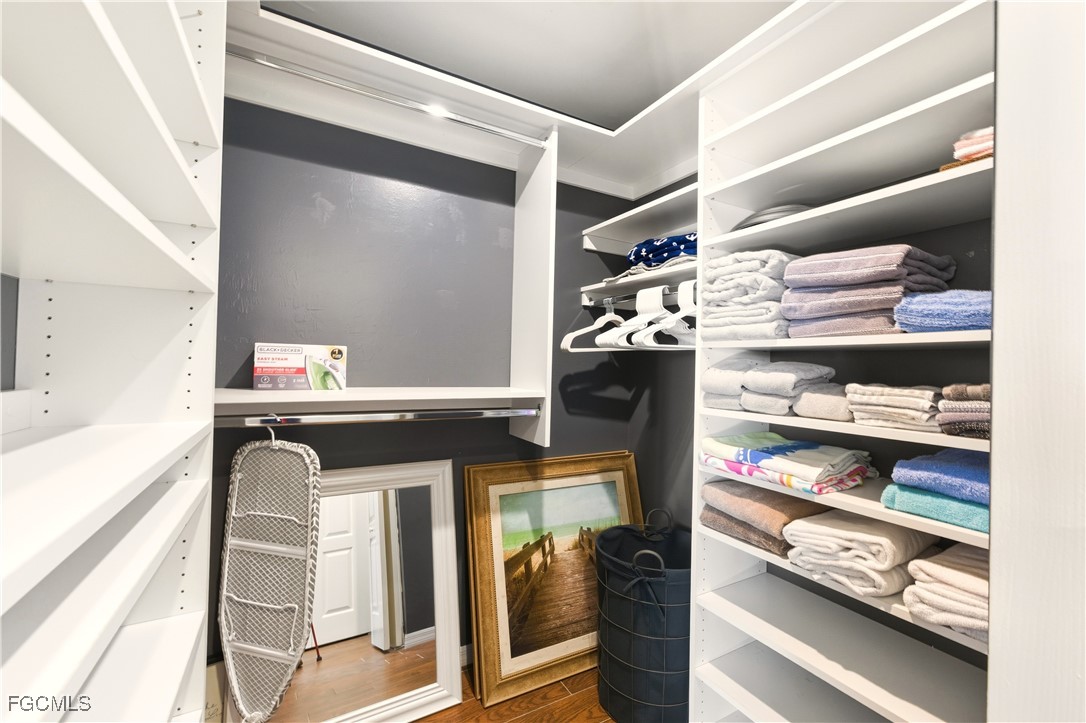 230 Newport DR 602