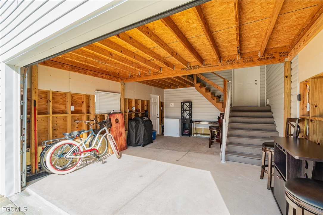 11511 Dogwood LN